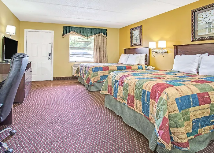 Days Inn By Wyndham Orange City/Deland
